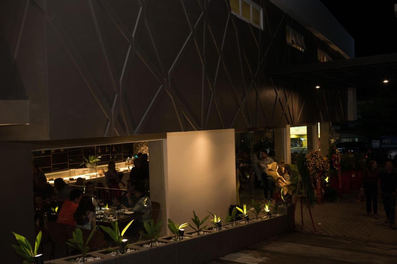 Hotel Areca Legazpi Exterior foto